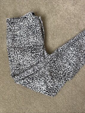 Talbots Black and White Skinny Abstract Print Pants